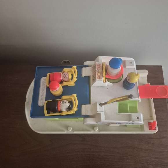 Colorful Toy Boat with Figures - Picture 9 of 9